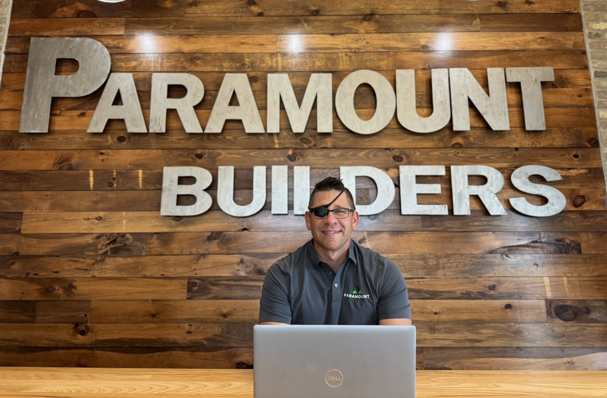 Paramount Builders hero